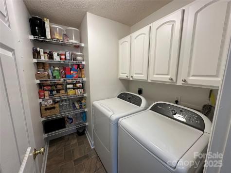 8423 Quail Hollow Drive Harrisburg NC 28075