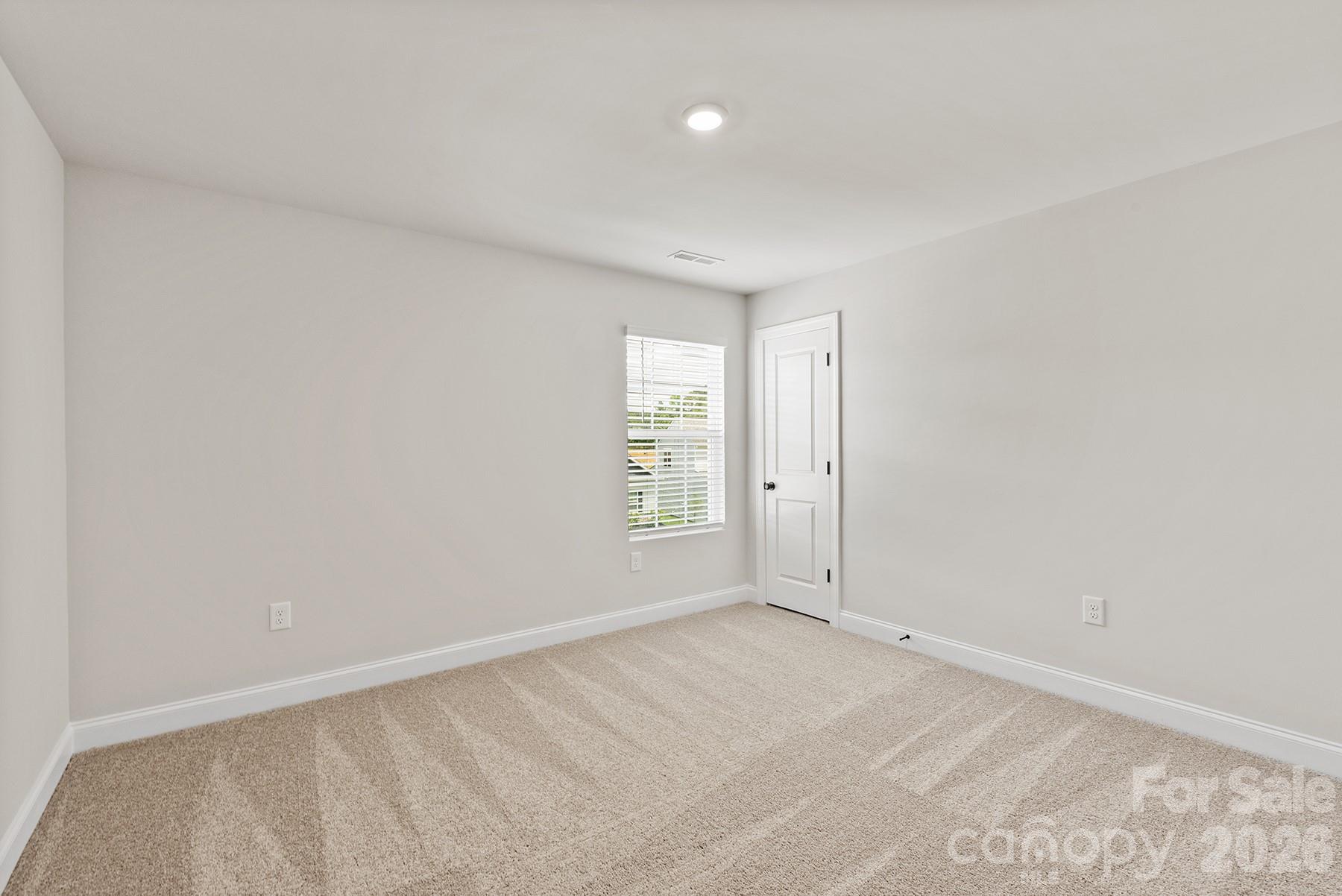 3633 Narrow Lane Charlotte NC 28215
