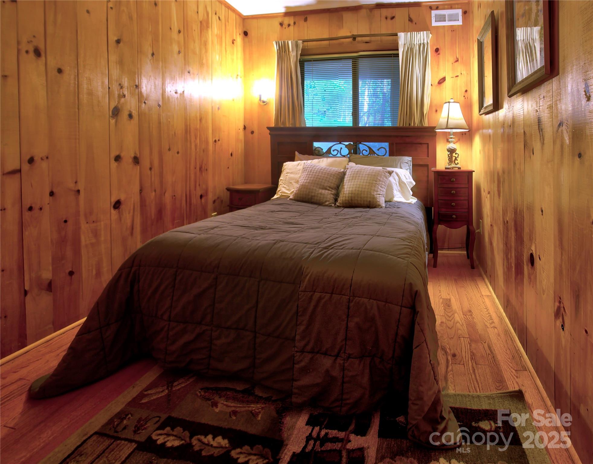 565 Winterstar Loop Burnsville NC 28714