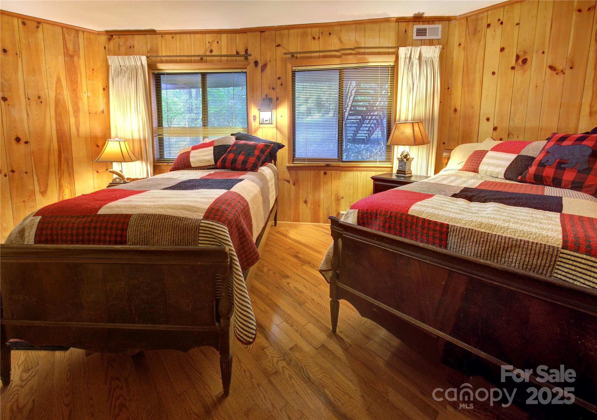 565 Winterstar Loop Burnsville NC 28714