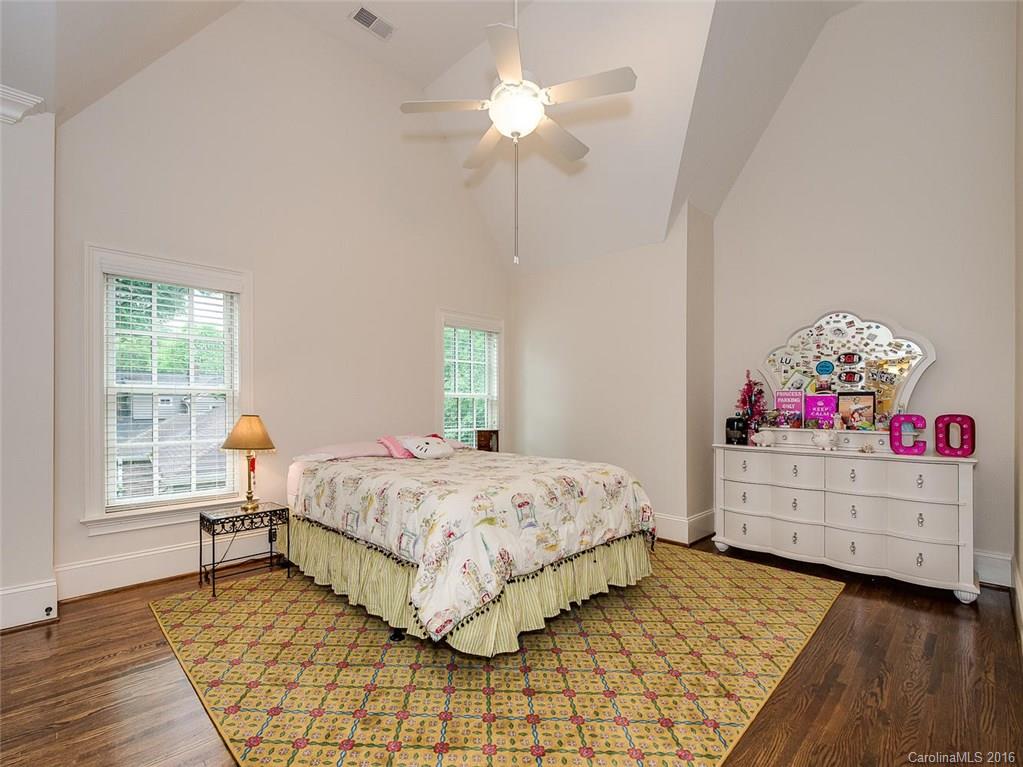 1523 Clayton Drive Charlotte NC 28203