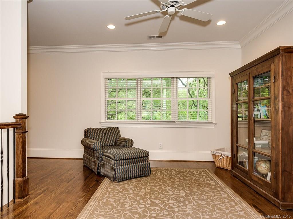 1523 Clayton Drive Charlotte NC 28203