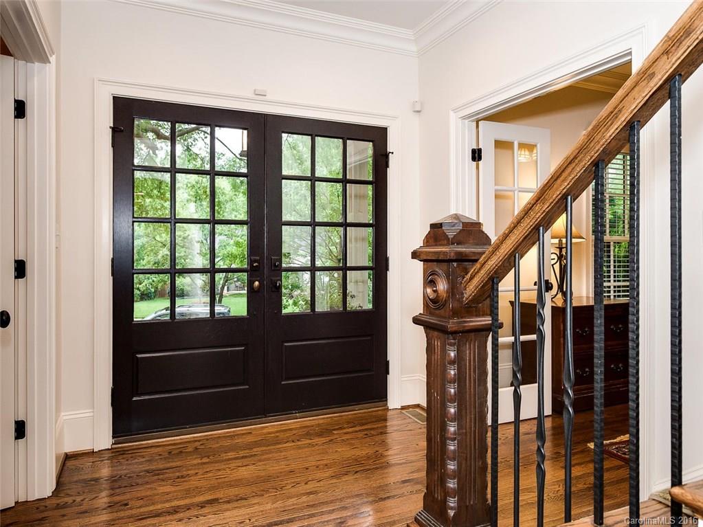 1523 Clayton Drive Charlotte NC 28203