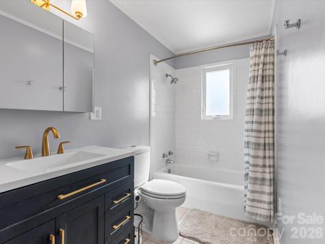 200 Canterbury Road Cullowhee NC 28723