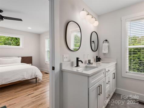 21 Busbee View Road Asheville NC 28803