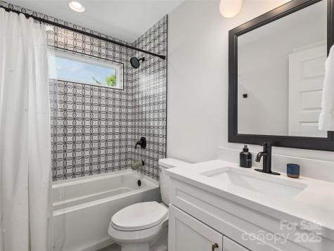 21 Busbee View Road Asheville NC 28803