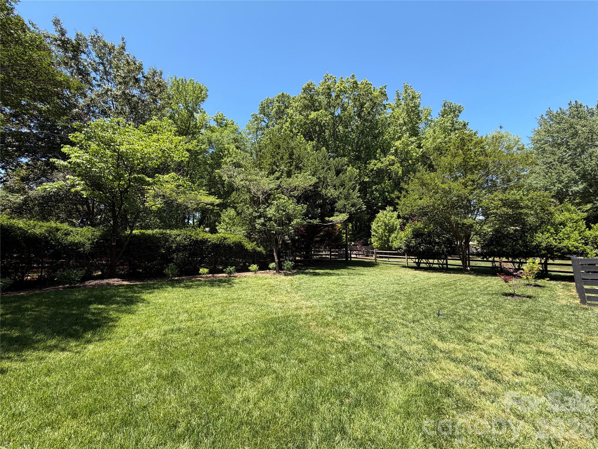 1419 Redcoat Drive Charlotte NC 28211