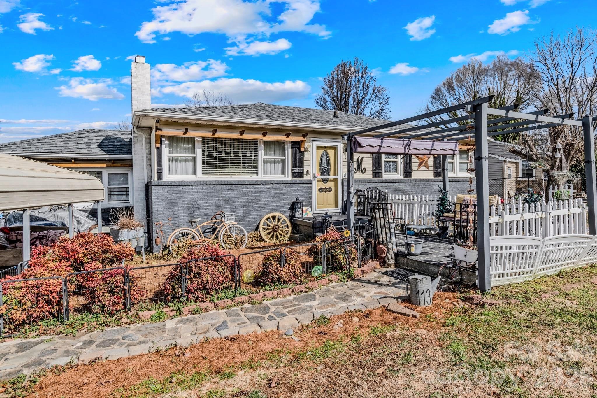 113 Hardy Street Jonesville NC 28642