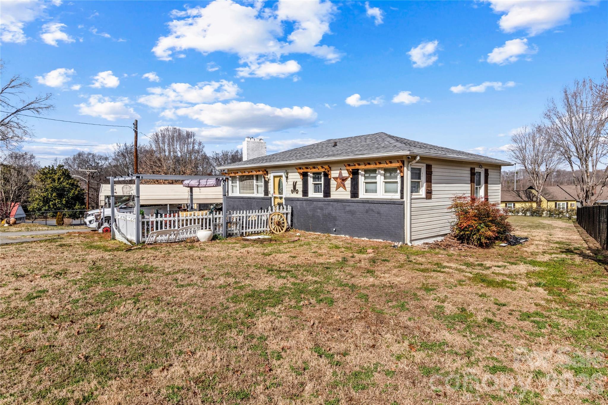 113 Hardy Street Jonesville NC 28642