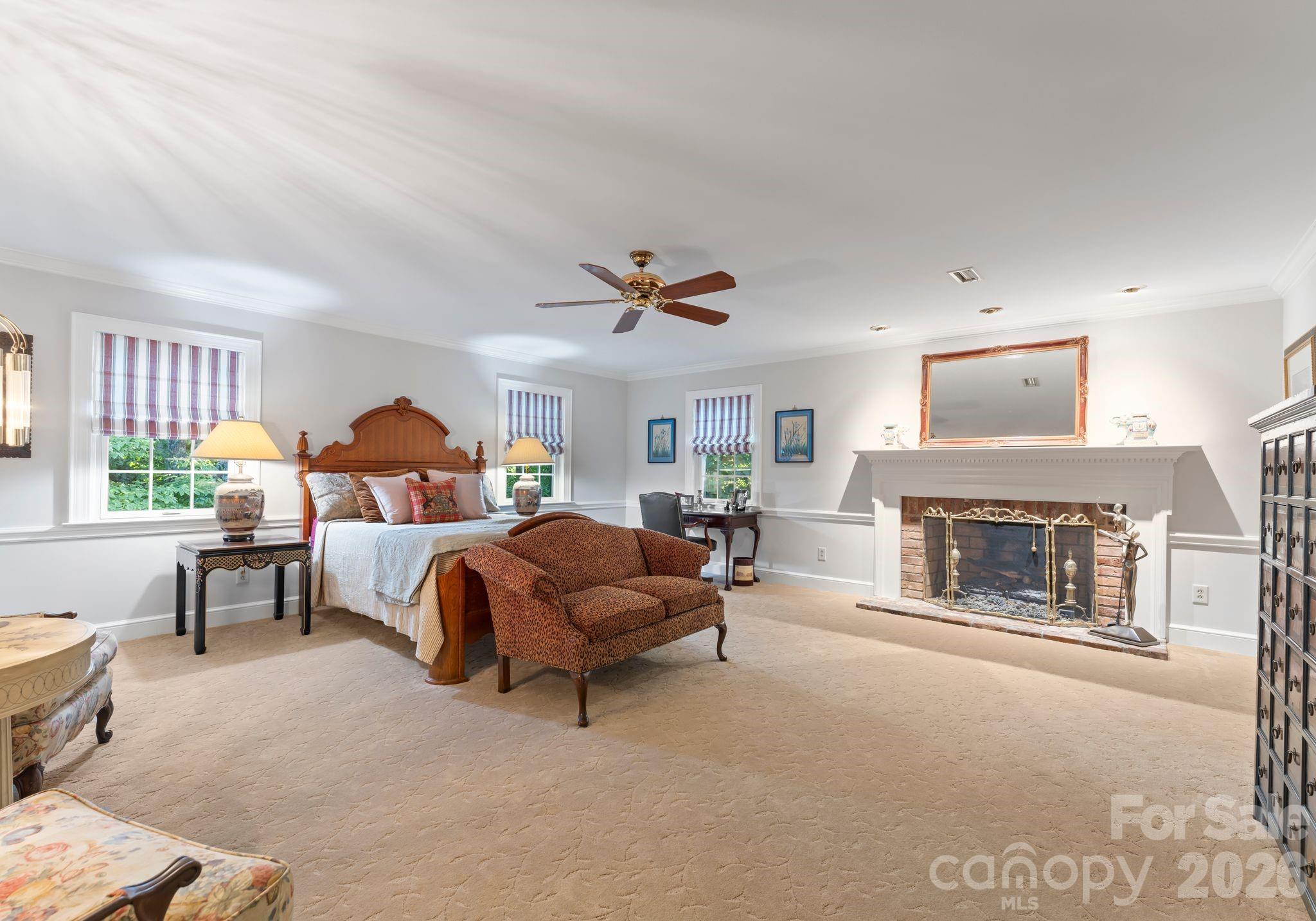 240 21st Avenue Drive NW Hickory NC 28601