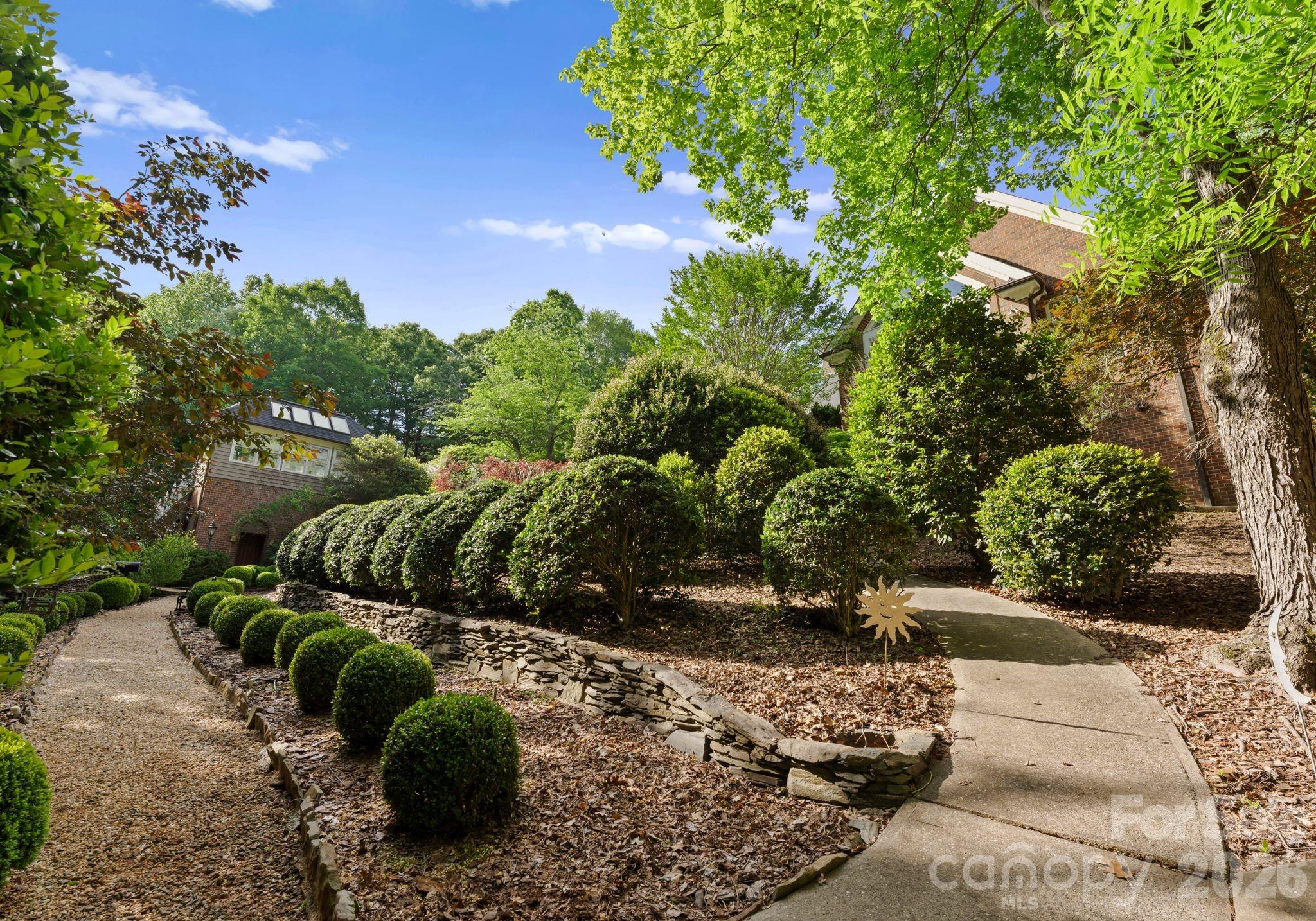 240 21st Avenue Drive NW Hickory NC 28601