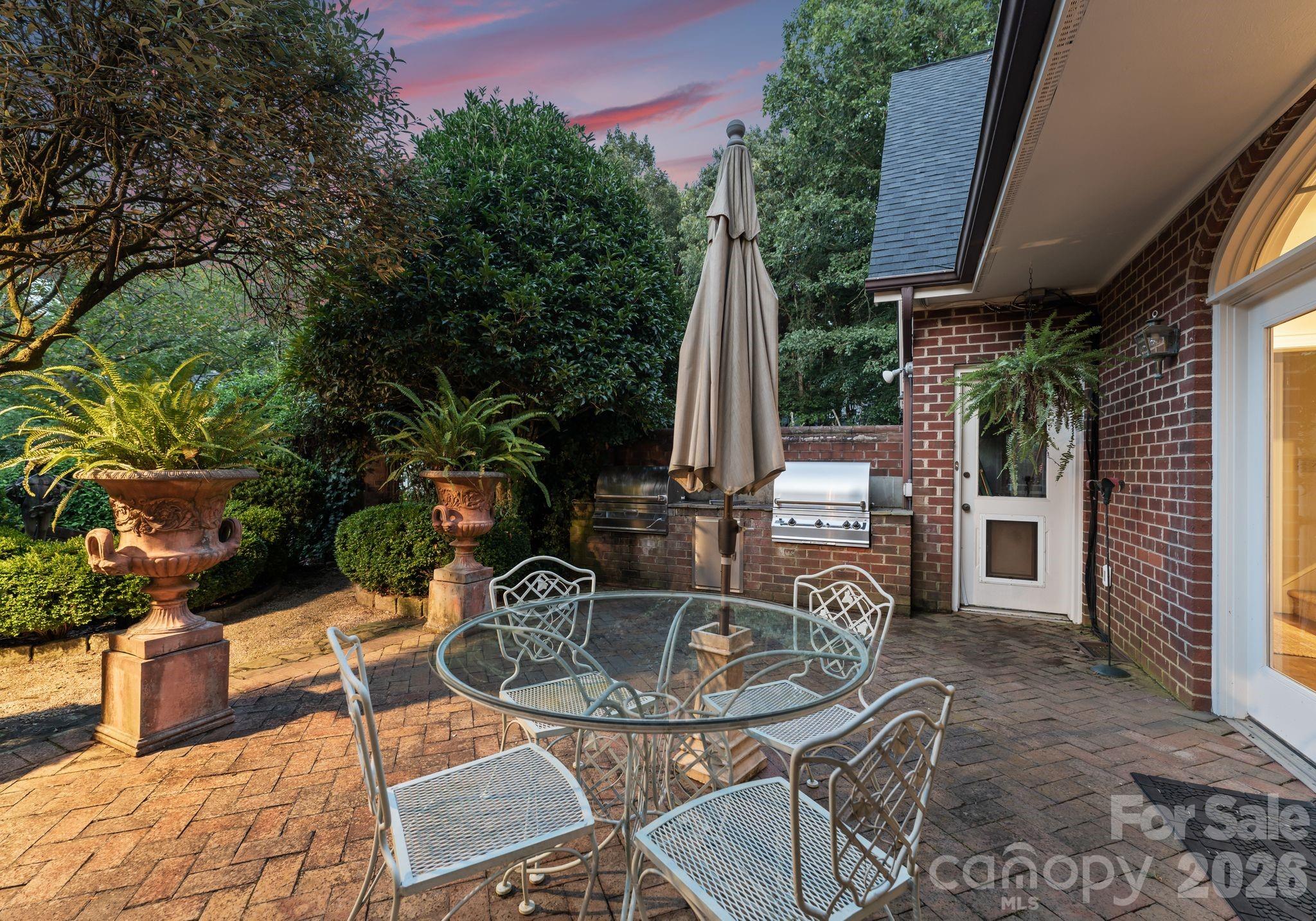 240 21st Avenue Drive NW Hickory NC 28601