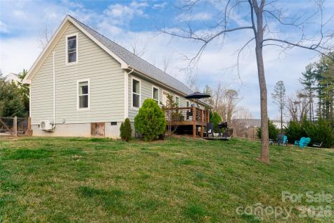 65 Owenby Road Candler NC 28715
