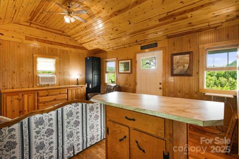 410 Fork Mountain Road Bakersville NC 28705