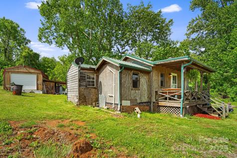 410 Fork Mountain Road Bakersville NC 28705