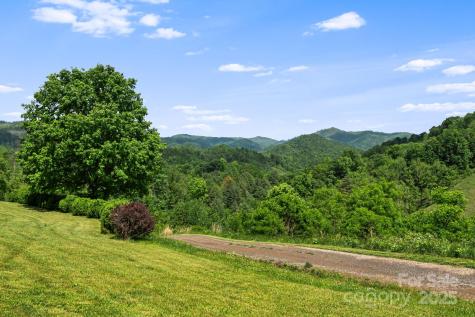 410 Fork Mountain Road Bakersville NC 28705