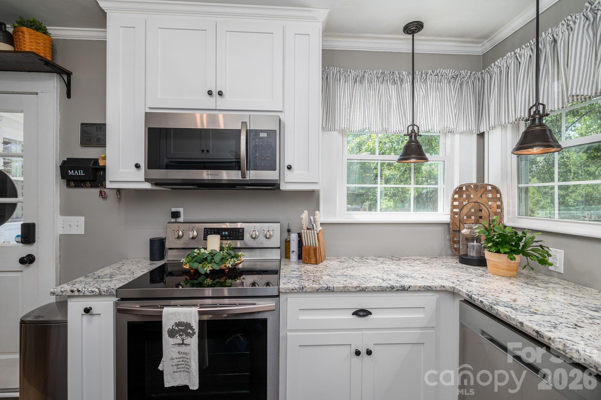 823 N Laurel Street Lincolnton NC 28092