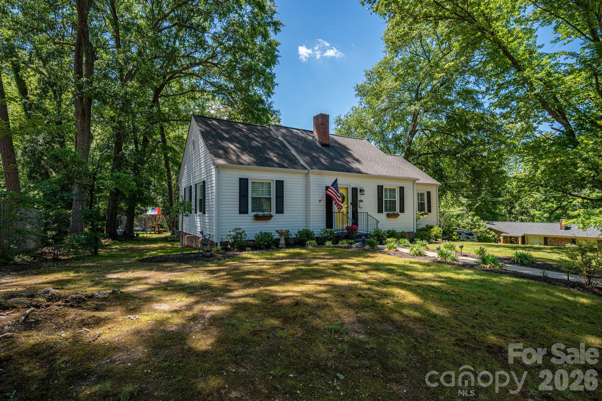 823 N Laurel Street Lincolnton NC 28092
