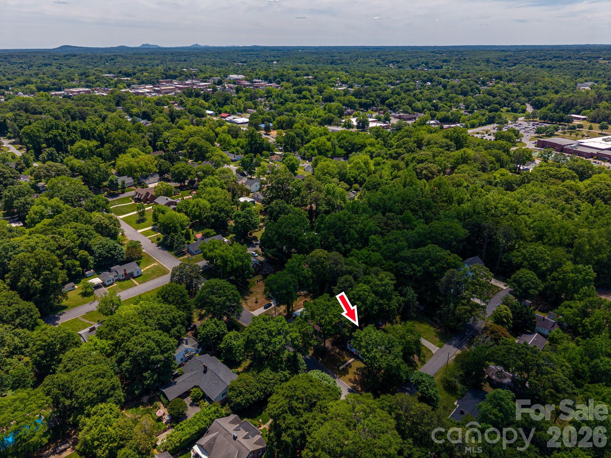 823 N Laurel Street Lincolnton NC 28092