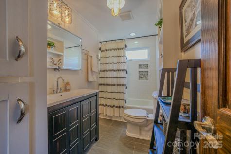 597 Tomahawk Avenue Black Mountain NC 28711