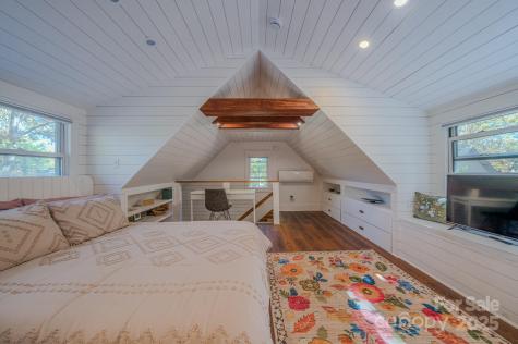 597 Tomahawk Avenue Black Mountain NC 28711