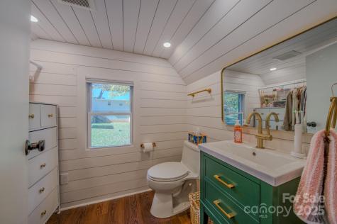 597 Tomahawk Avenue Black Mountain NC 28711