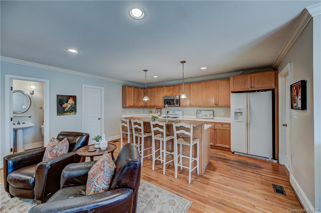 201 S Canterbury Road Charlotte NC 28211