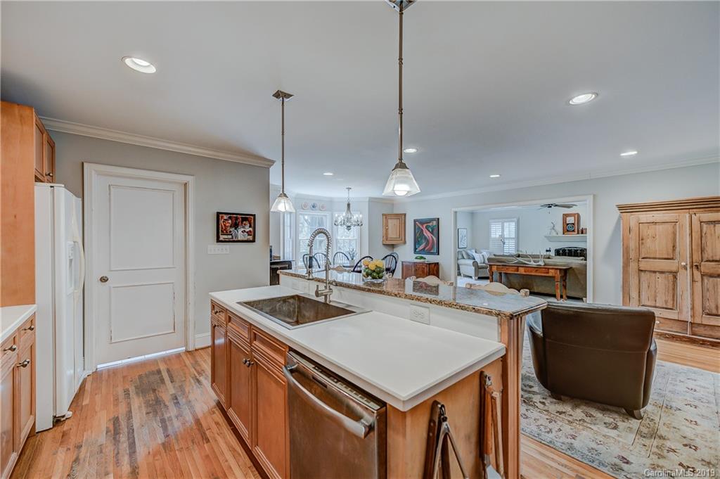 201 S Canterbury Road Charlotte NC 28211
