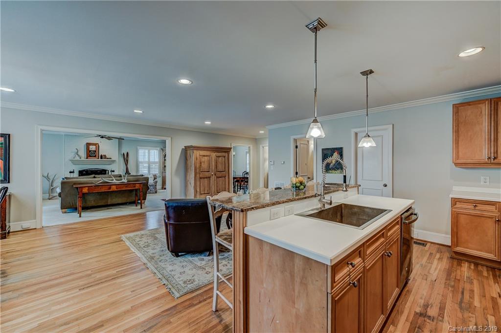 201 S Canterbury Road Charlotte NC 28211
