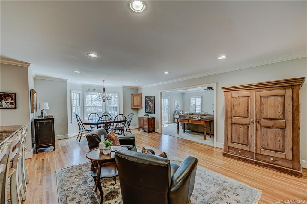201 S Canterbury Road Charlotte NC 28211