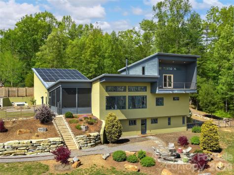 15 Sourwood Lane Fletcher NC 28732