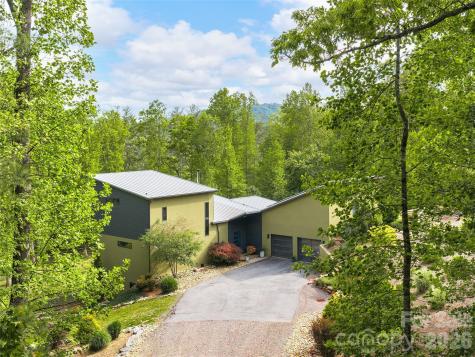 15 Sourwood Lane Fletcher NC 28732