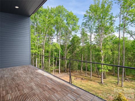15 Sourwood Lane Fletcher NC 28732