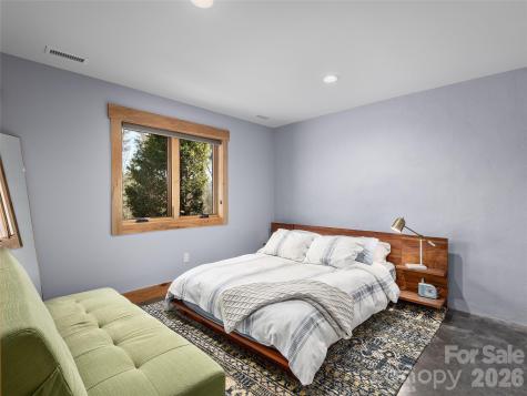 15 Sourwood Lane Fletcher NC 28732