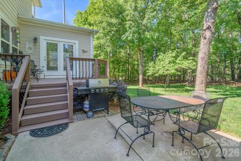 2015 Madeira Circle Waxhaw NC 28173