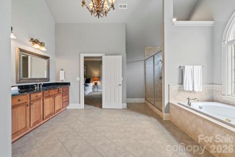 46 Beale Court Fletcher NC 28732