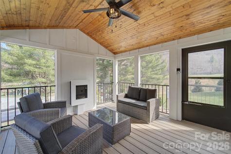 122 Mountain Breeze Ridge Scaly Mountain NC 28775