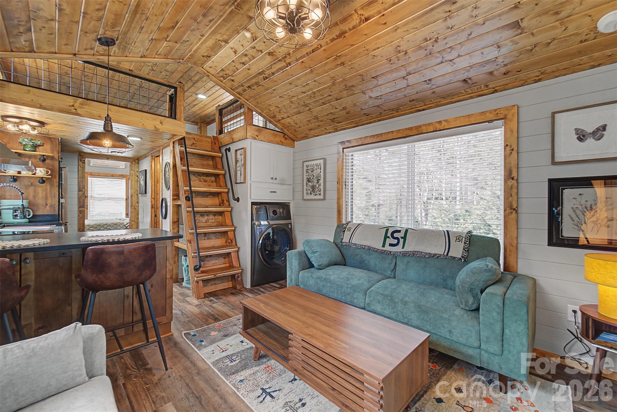 122 Mountain Breeze Ridge Scaly Mountain NC 28775