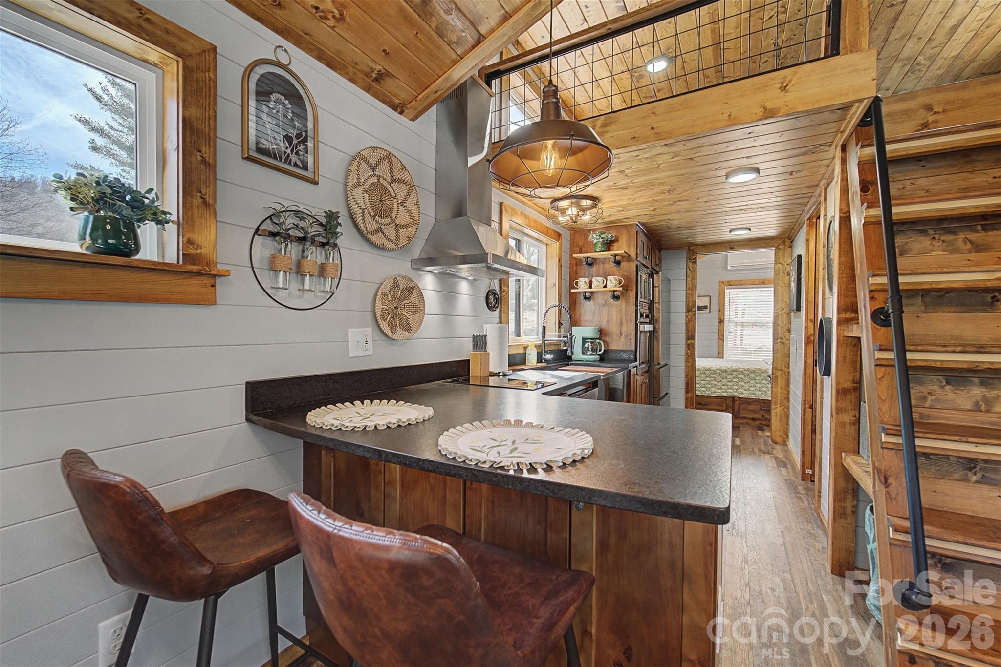 122 Mountain Breeze Ridge Scaly Mountain NC 28775