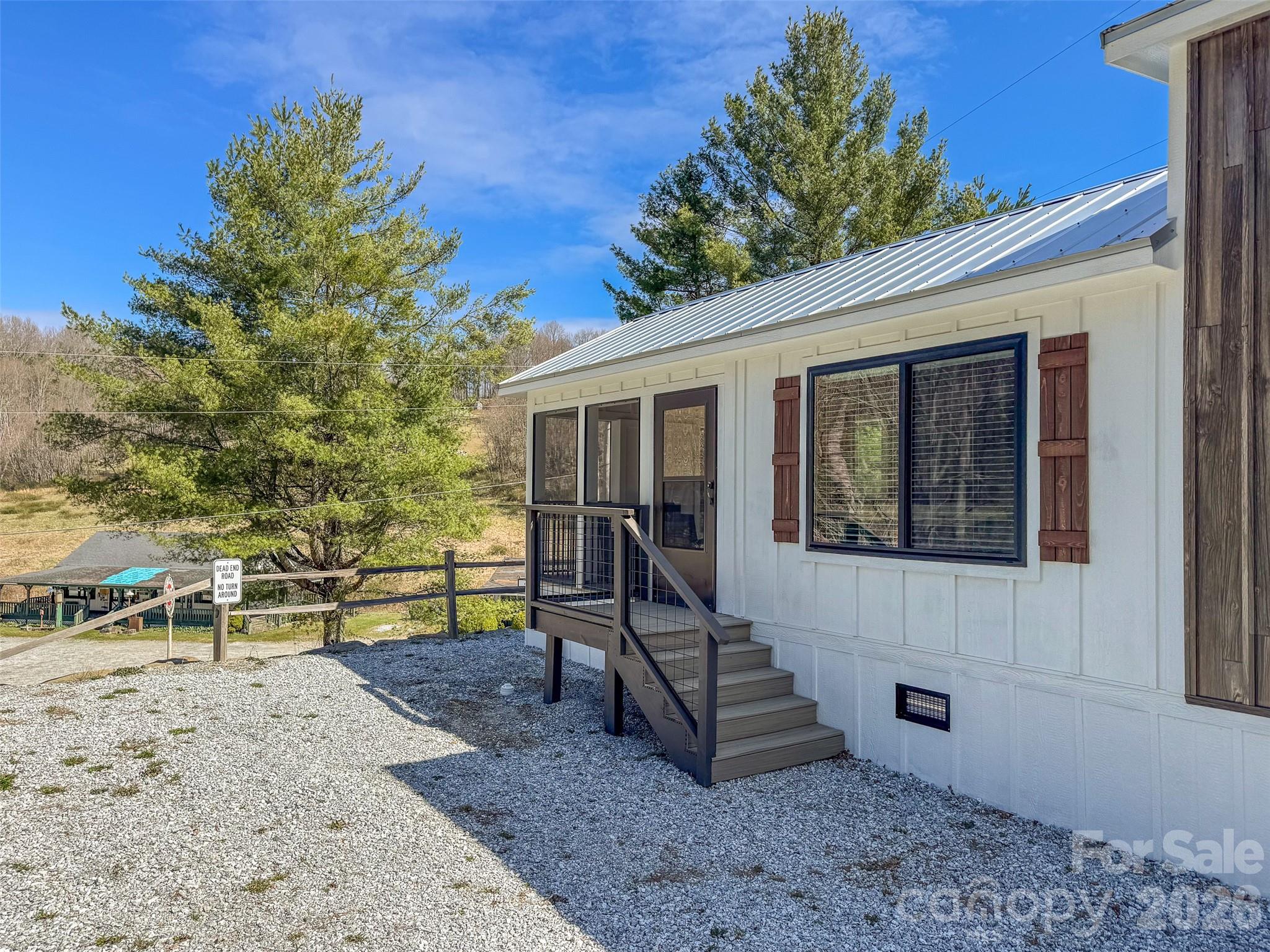 122 Mountain Breeze Ridge Scaly Mountain NC 28775