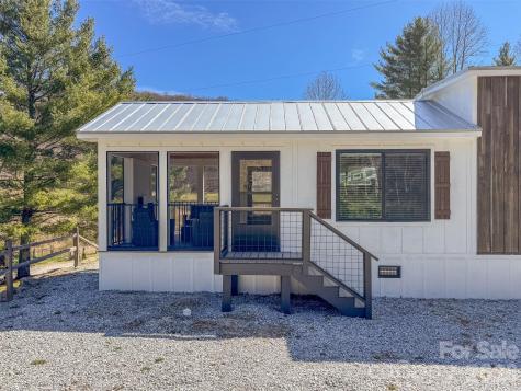 122 Mountain Breeze Ridge Scaly Mountain NC 28775