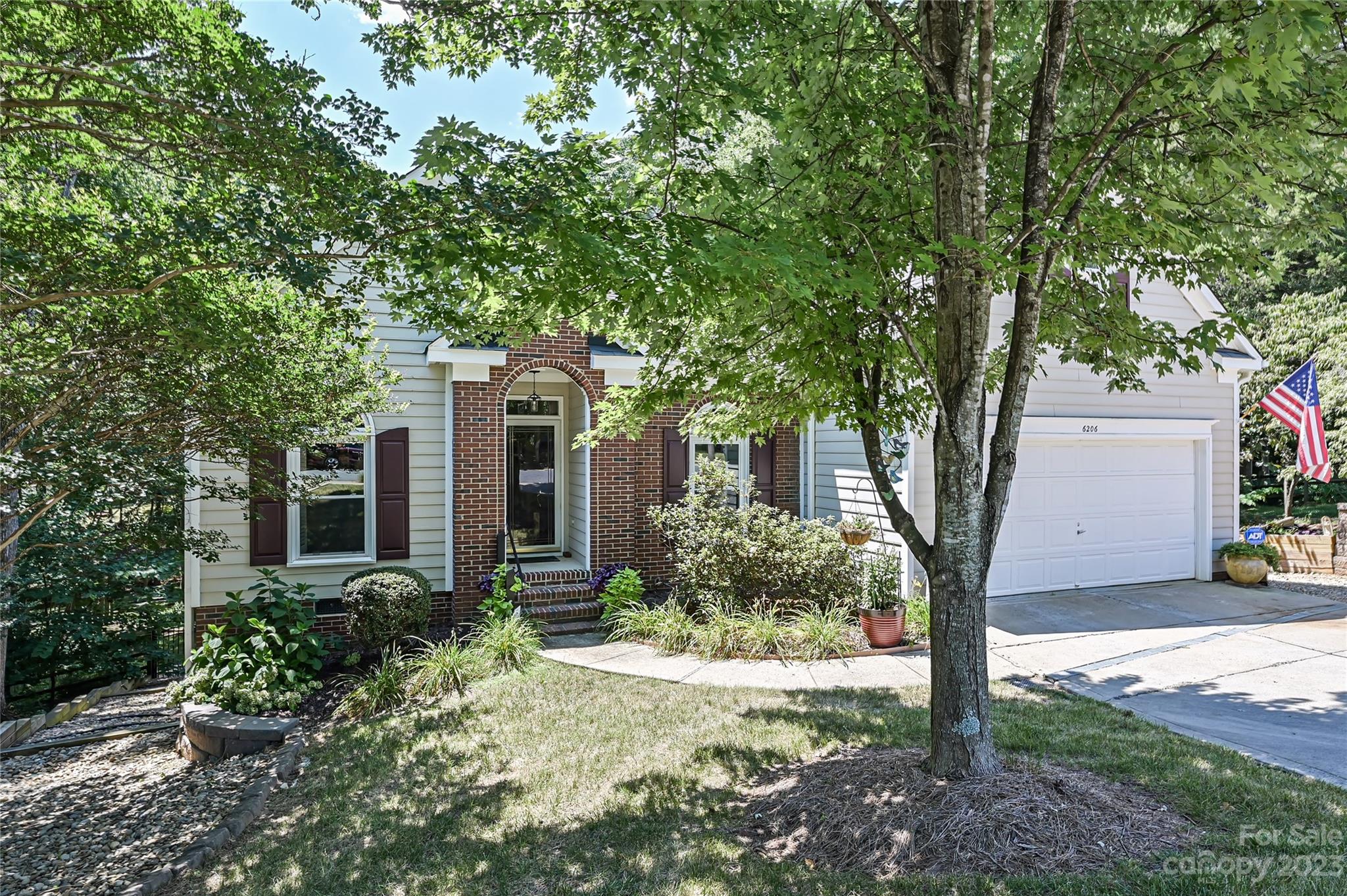 6206 Hickory Cove Lane Charlotte NC 28269