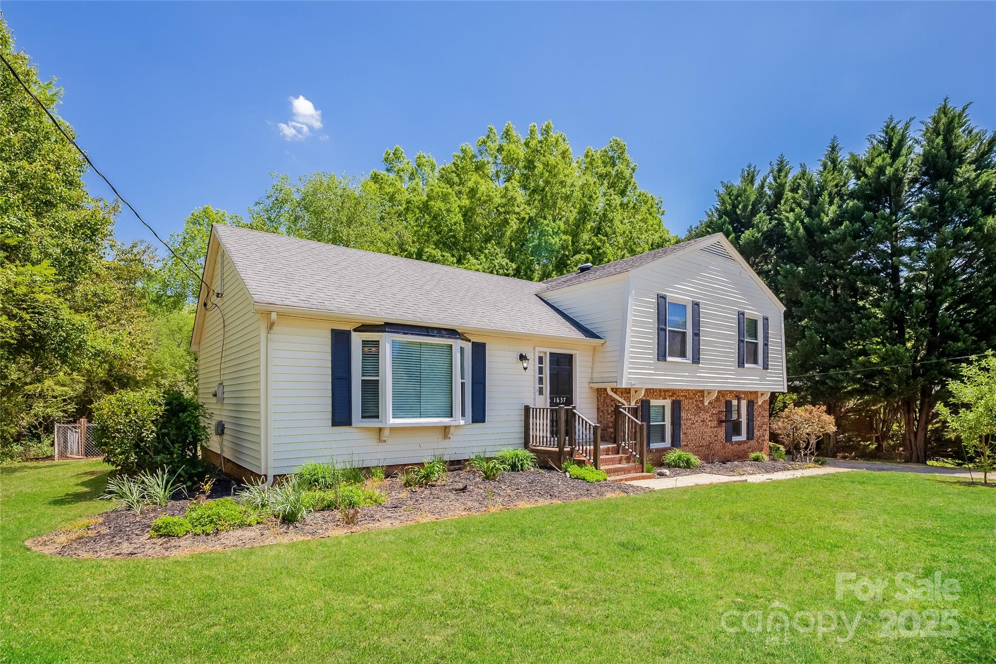 1637 Buckingham Avenue Gastonia NC 28054