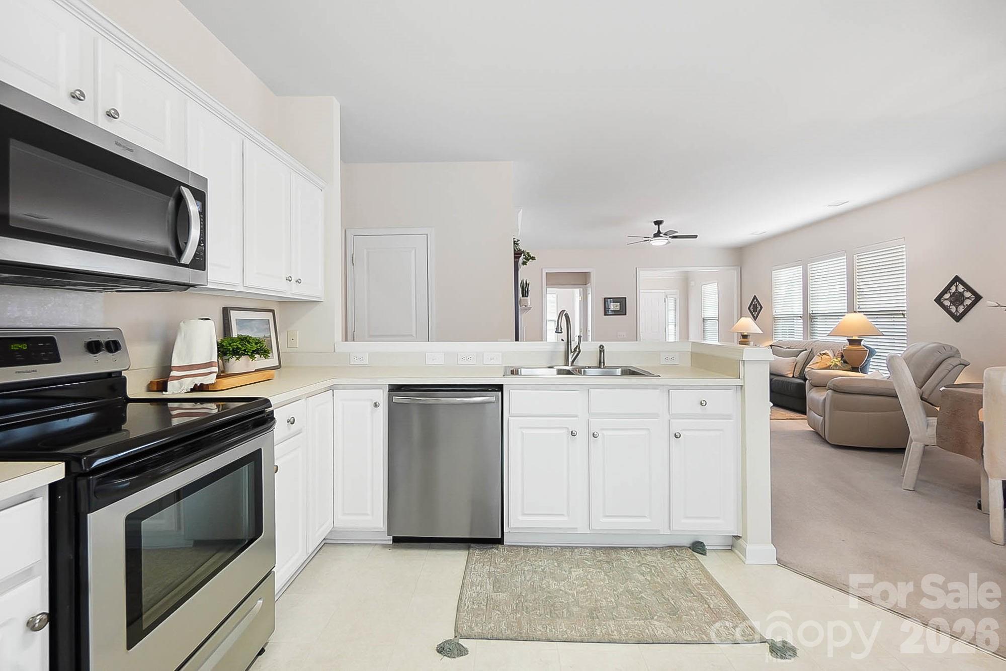 9220 Elrose Place Charlotte NC 28277
