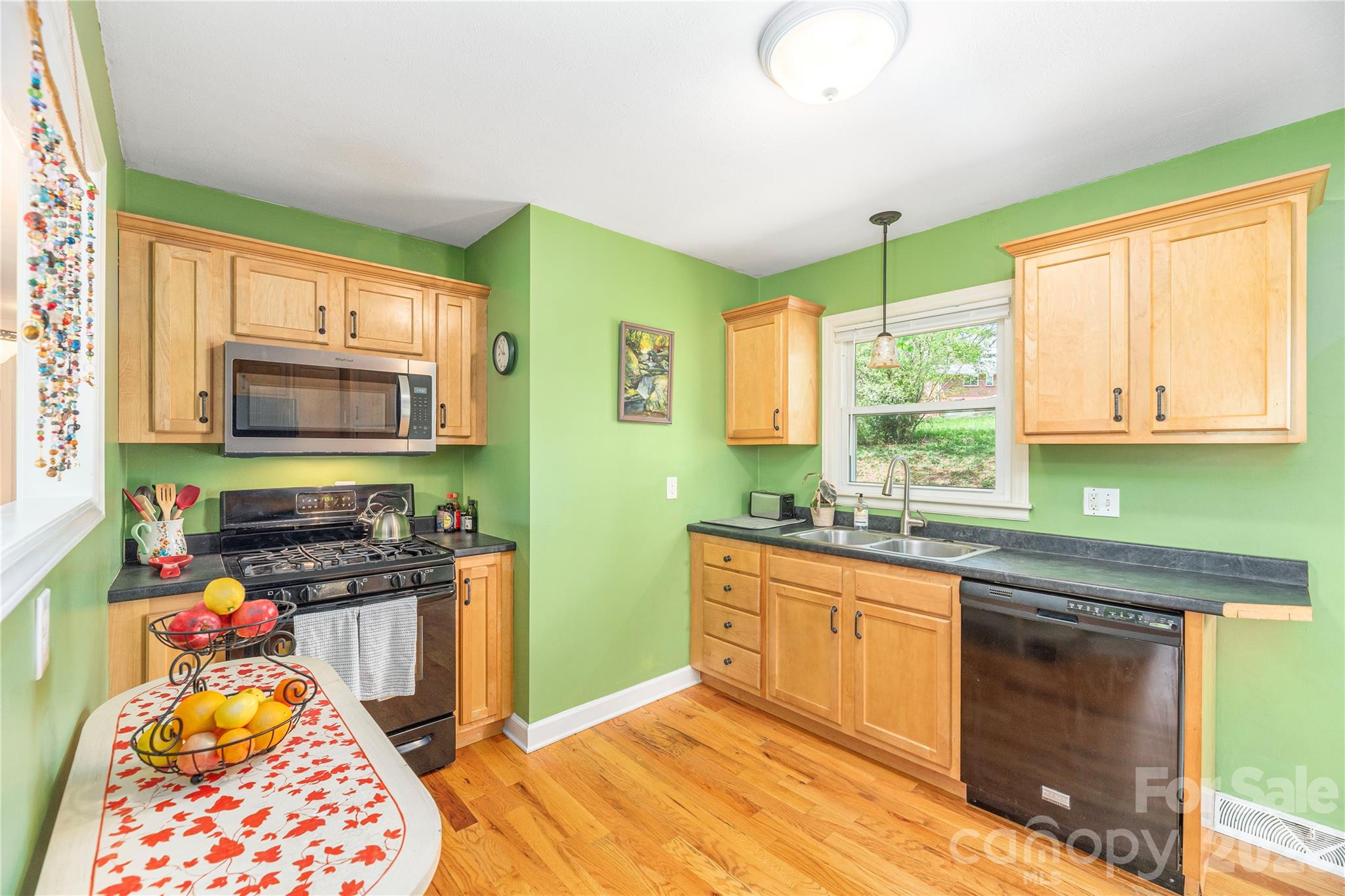 159 Sand Hill Road Asheville NC 28806