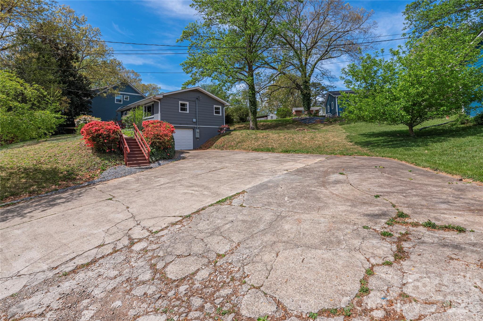 159 Sand Hill Road Asheville NC 28806