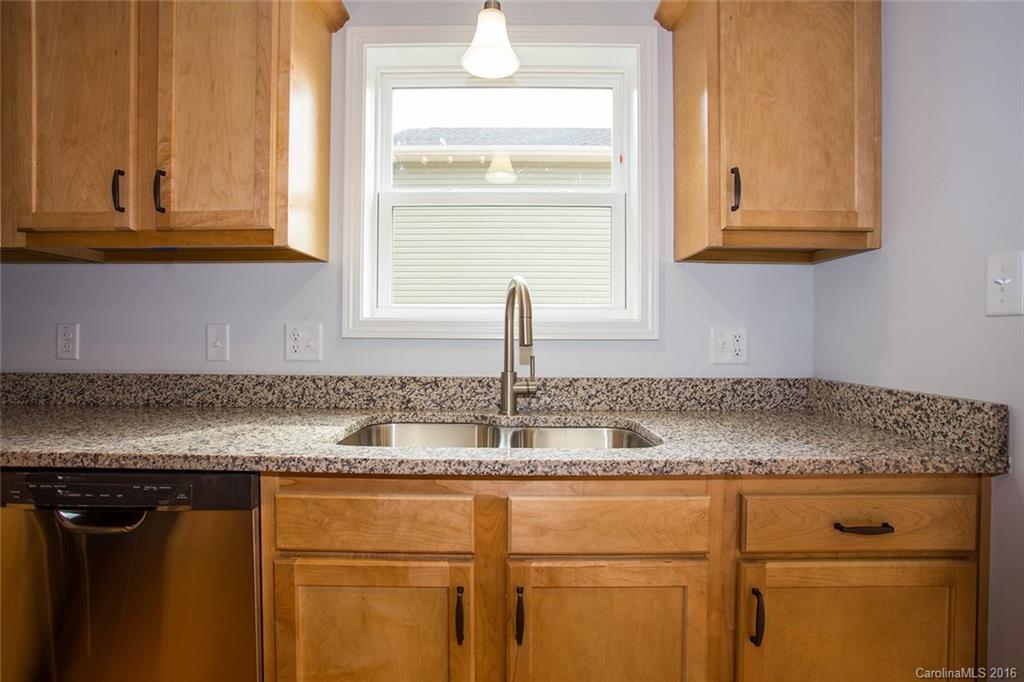 96 Le-an-hurst Road Asheville NC 28803