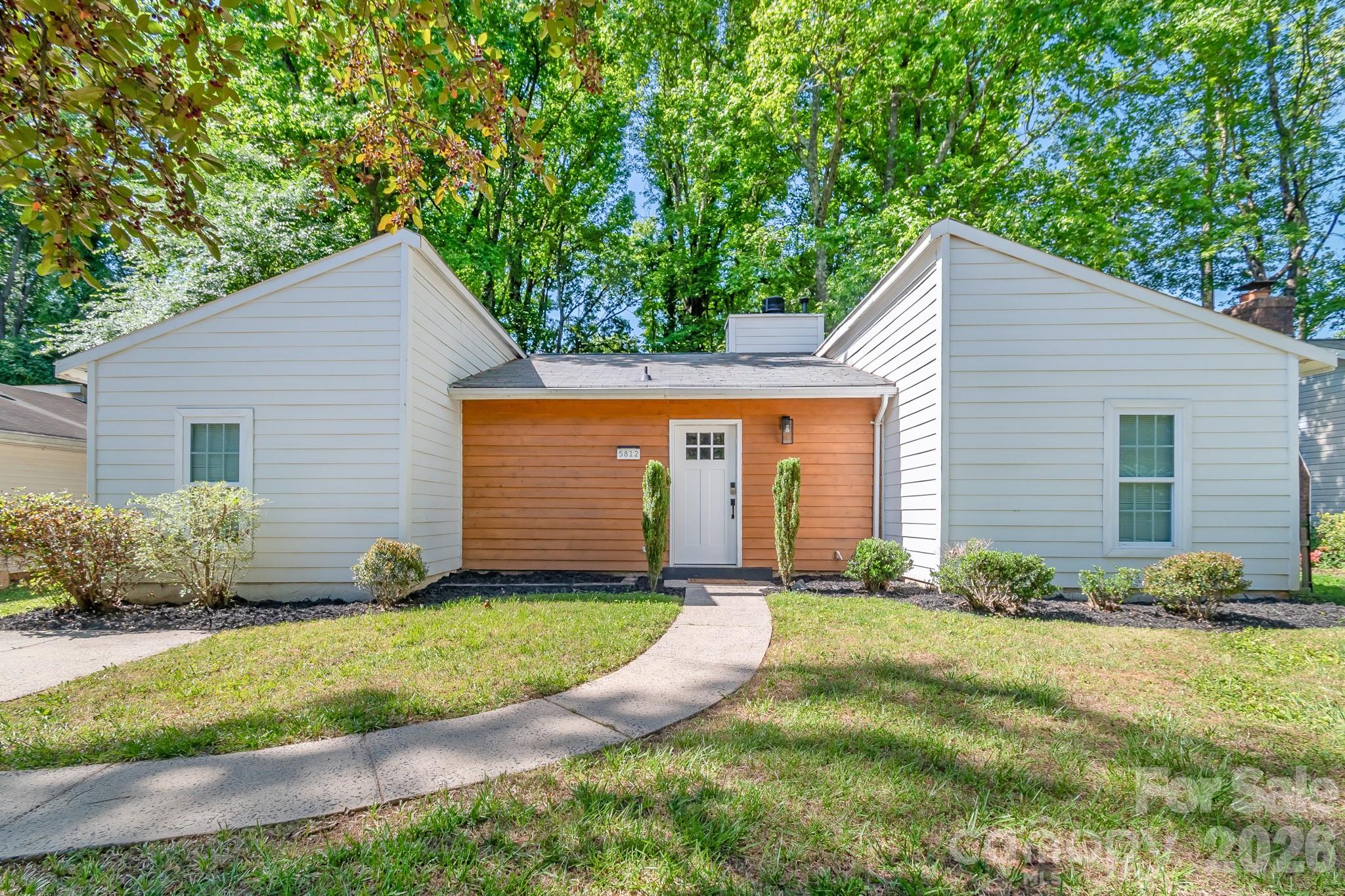 5812 Rock Hollow Drive Charlotte NC 28212