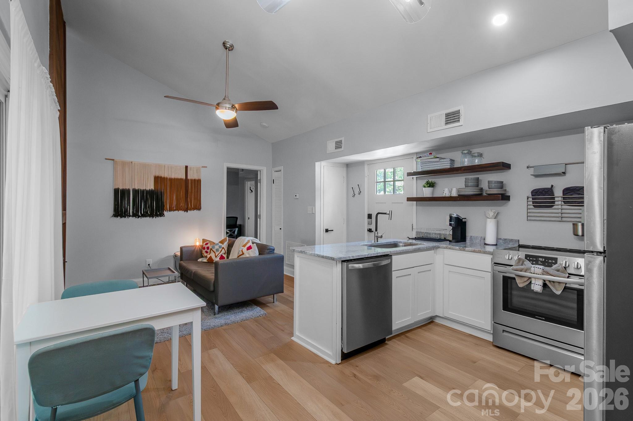 5812 Rock Hollow Drive Charlotte NC 28212