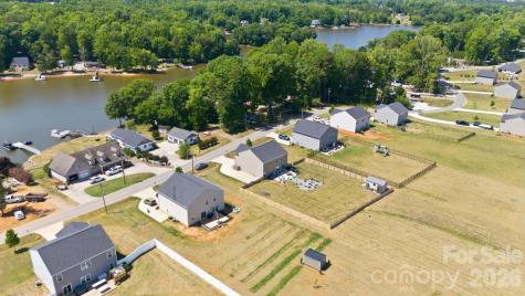 1276 Hickory Point Drive Lexington NC 27292